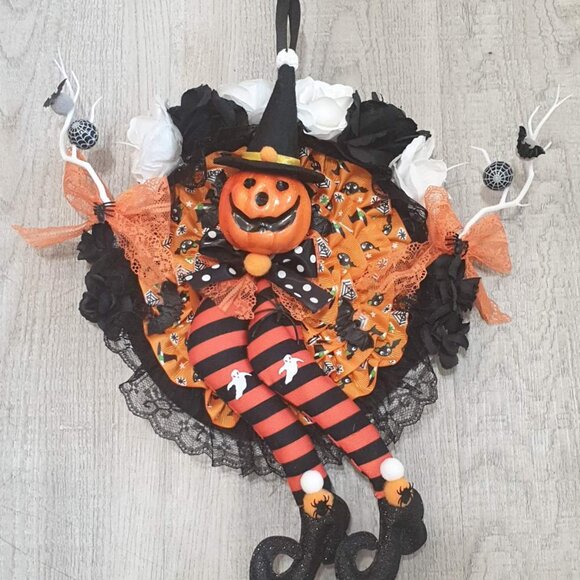 Halloween Wreath Hanger Wall Spooky Witch Pumpkin Bat Decor Door Hanger Sign - Picture 1 of 6